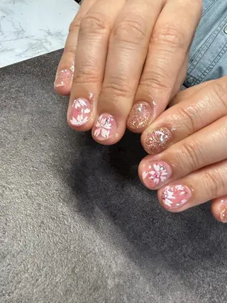 ネイル 松橋 愛のネイルデザイン