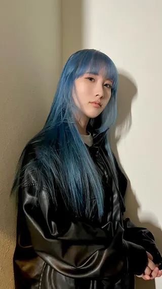 セミロング カラー 💖艶ハイトーン髪質 改善💖ケンシンのヘアスタイル