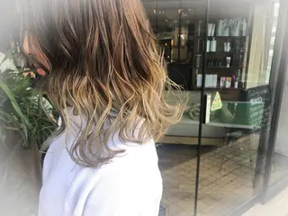 ロング カラー あらい なつみのヘアスタイル