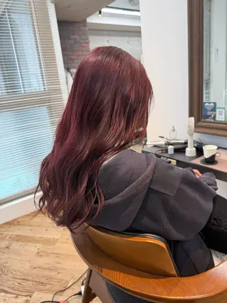 カラー 栗原 莉玖のヘアスタイル