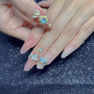 ネイル MoaNail🫶 Yoshiのネイルデザイン