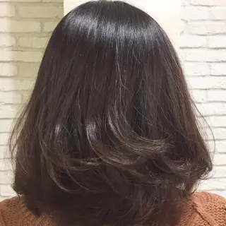 ミディアム カラー HAUS 片山みほのヘアスタイル