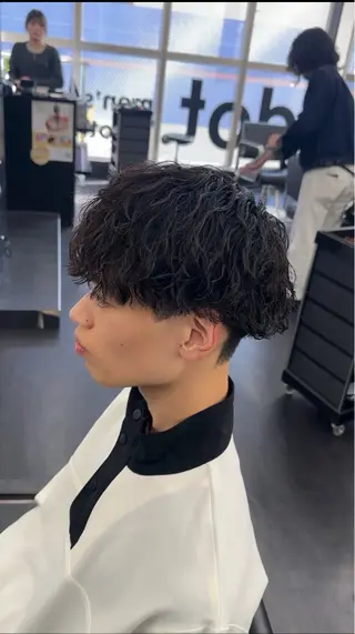 パーマ メンズ 田上 舶斗のヘアスタイル