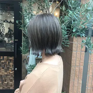 ミディアム 池上 みゆのヘアスタイル