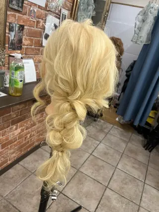 ロング ヤマダ アヤノのヘアスタイル