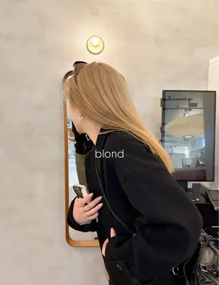 セミロング カラー ❤️アヤカ Wカラー ボブ レイヤー❤️のヘアスタイル