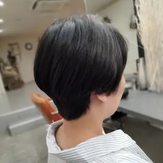 ショート nico麻生　長谷川 裕月のヘアスタイル