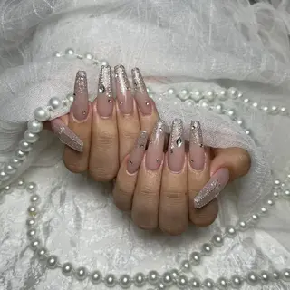 ネイル M2 BEAUTY サロンのネイルデザイン