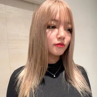 ロング 平居 リサのヘアスタイル