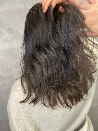ロング 疋田 翼のヘアスタイル