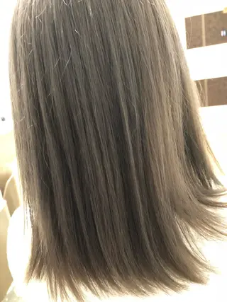 ロング カラー 吉田 凌也のヘアスタイル