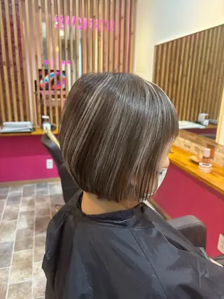 ショート カラー ヘアカラー&縮毛矯正 STAR☆RIVERのヘアスタイル