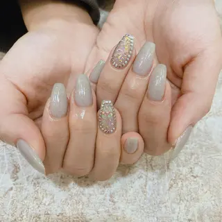 ネイル elu :nail&eyeのネイルデザイン