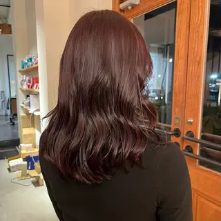 ロング カラー シマダ ユウナのヘアスタイル