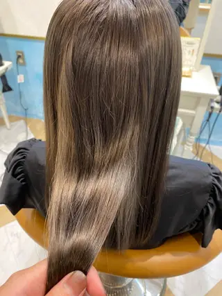 ロング ❣️心斎橋髪質改善 鈴木佑弥❣️のヘアスタイル