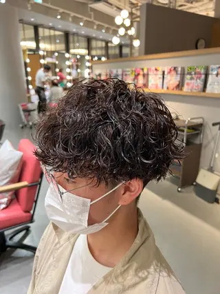 ショート パーマ メンズ 梅田茶屋町メンズ 専門美容師 山元一平のヘアスタイル