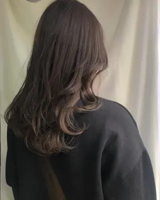 セミロング 早瀬裕之 パーマのヘアスタイル