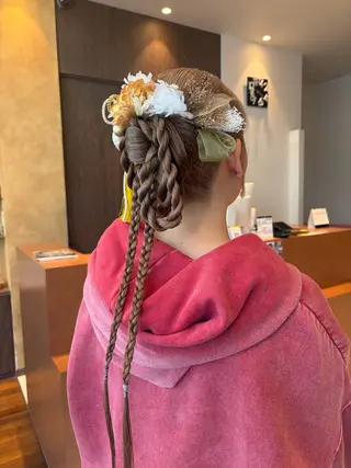 ヘアアレンジ ルナ|縮毛矯正 ×デザインカラー🥝のヘアスタイル