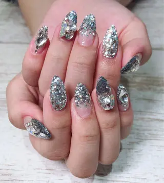 ネイル Lino+ ネイル&よもぎ蒸しのネイルデザイン