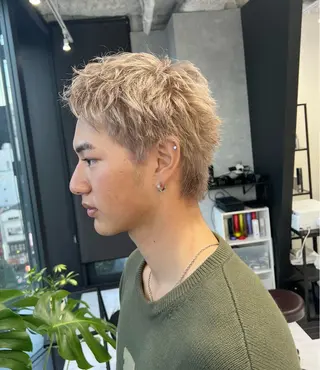 カラー SALOWIN栄 高須大貴のヘアスタイル
