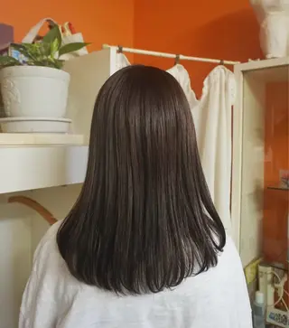 ロング カラー 小林 かんなのヘアスタイル