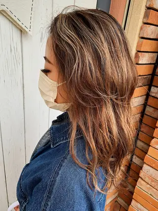 セミロング カラー ふなき あすかのヘアスタイル