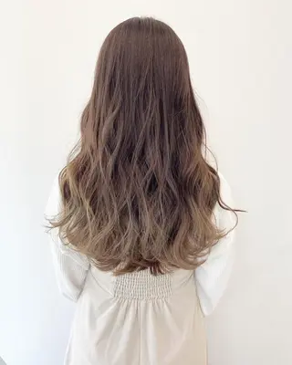 ロング カラー 【ブリーチカラー】 🌈ALIVE若山葵のヘアスタイル