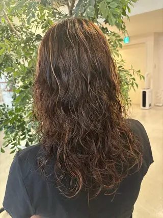 セミロング パーマ 山形 梨沙のヘアスタイル