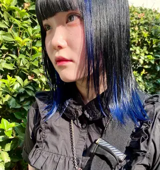 ミディアム カラー RAIMA ケアハイトーンのヘアスタイル