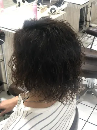 ミディアム パーマ 和田 真弥のヘアスタイル