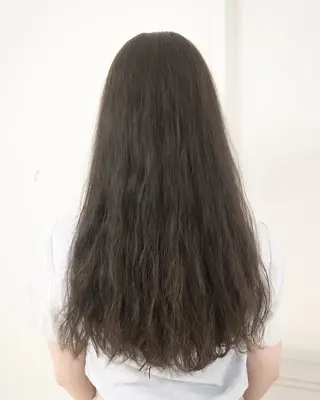 ロング 【髪質改善】Cyan 中村ちゅんみのヘアスタイル