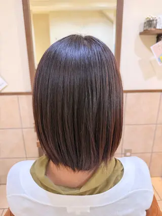 ミディアム カラー 井上 琉菜のヘアスタイル
