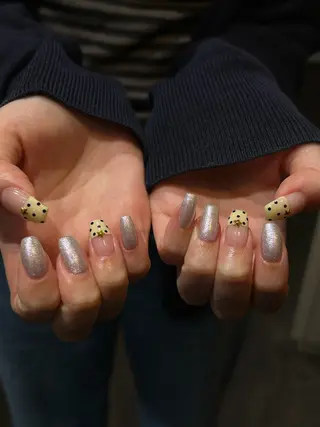 ネイル Yarm As Etelのネイルデザイン