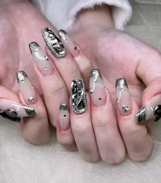 ネイル Queens マオのネイルデザイン