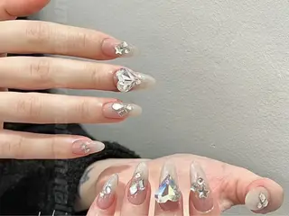 ネイル lucky nail 歌舞伎町のネイルデザイン