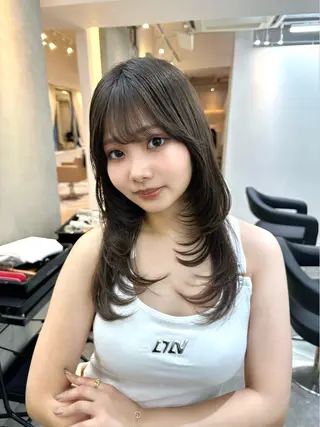 セミロング カラー ミディアムレイヤー 添田晃基のヘアスタイル