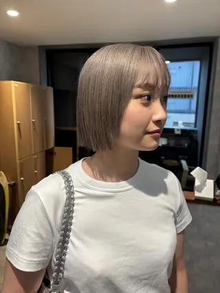 ショート 🌐NATSUMI 🌐【寒色カラー】のヘアスタイル