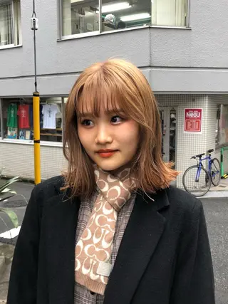 ミディアム カラー 末崎 聖子のヘアスタイル