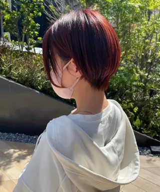 ショート カラー SEAM アキホのヘアスタイル