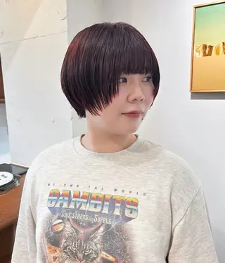 ショート aiko【艶カラー ・ミニモ年内で終了】のヘアスタイル