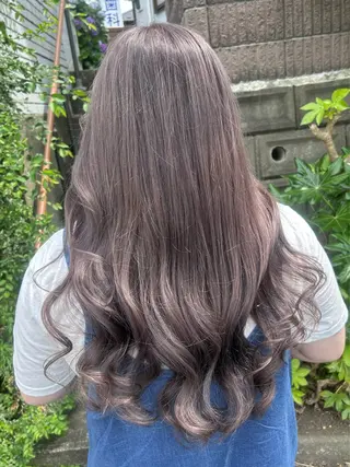 カラー ダブルスキルエクステ /羽エクステ白石宇由のヘアスタイル