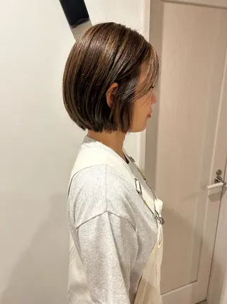 ショート カラー レザーカット/ ミニボブ/しおりのヘアスタイル