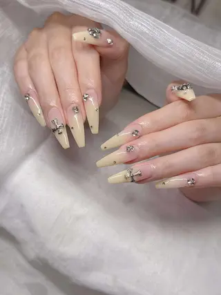 ネイル Lee Nailsのネイルデザイン
