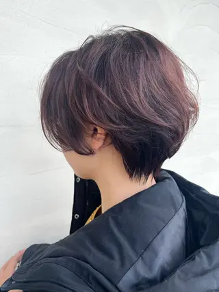 ショート カラー パーマ 安達 俊亮のヘアスタイル