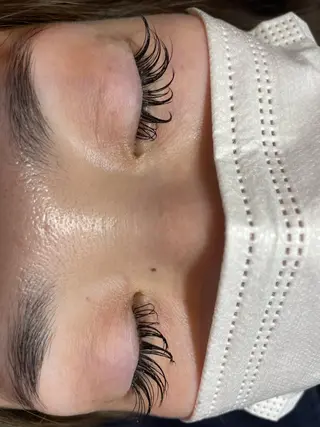 マツエク・マツパ 楠橋 亜美の眉毛・アイブロウイメージ