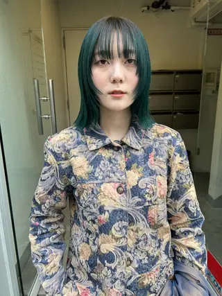 セミロング 薄暮 マツイ レンのヘアスタイル
