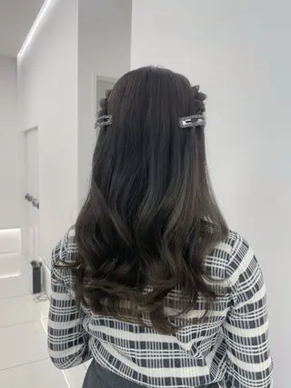 ロング ヘアアレンジ CARELLY Rukaのマツエク・マツパデザイン