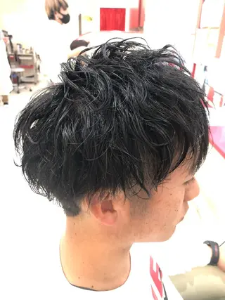 パーマ メンズ まさき✂︎ブリーチ／ デザインカラーのヘアスタイル