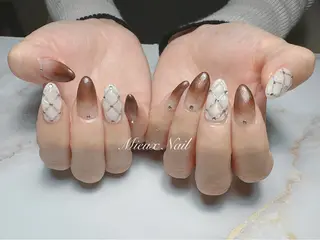 ネイル 市川 麻衣子のネイルデザイン