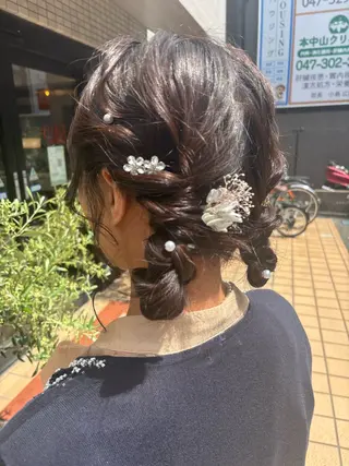ミディアム ヘアアレンジ 橘 裕花のヘアスタイル